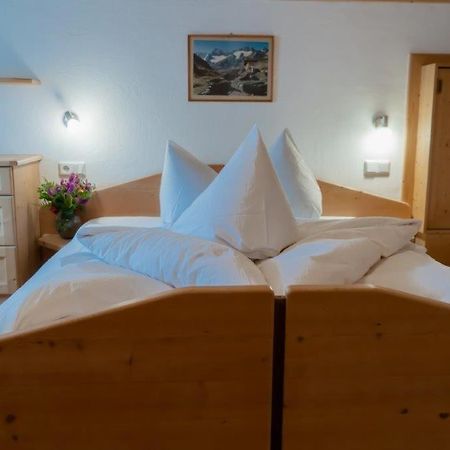 Gasthof Hochfirst Bed & Breakfast Corvara in Passiria Luaran gambar